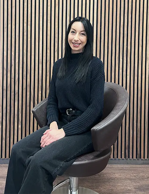 Angie bei Giovanni Friseure