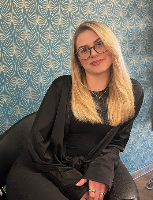 Coco bei Giovanni Friseure